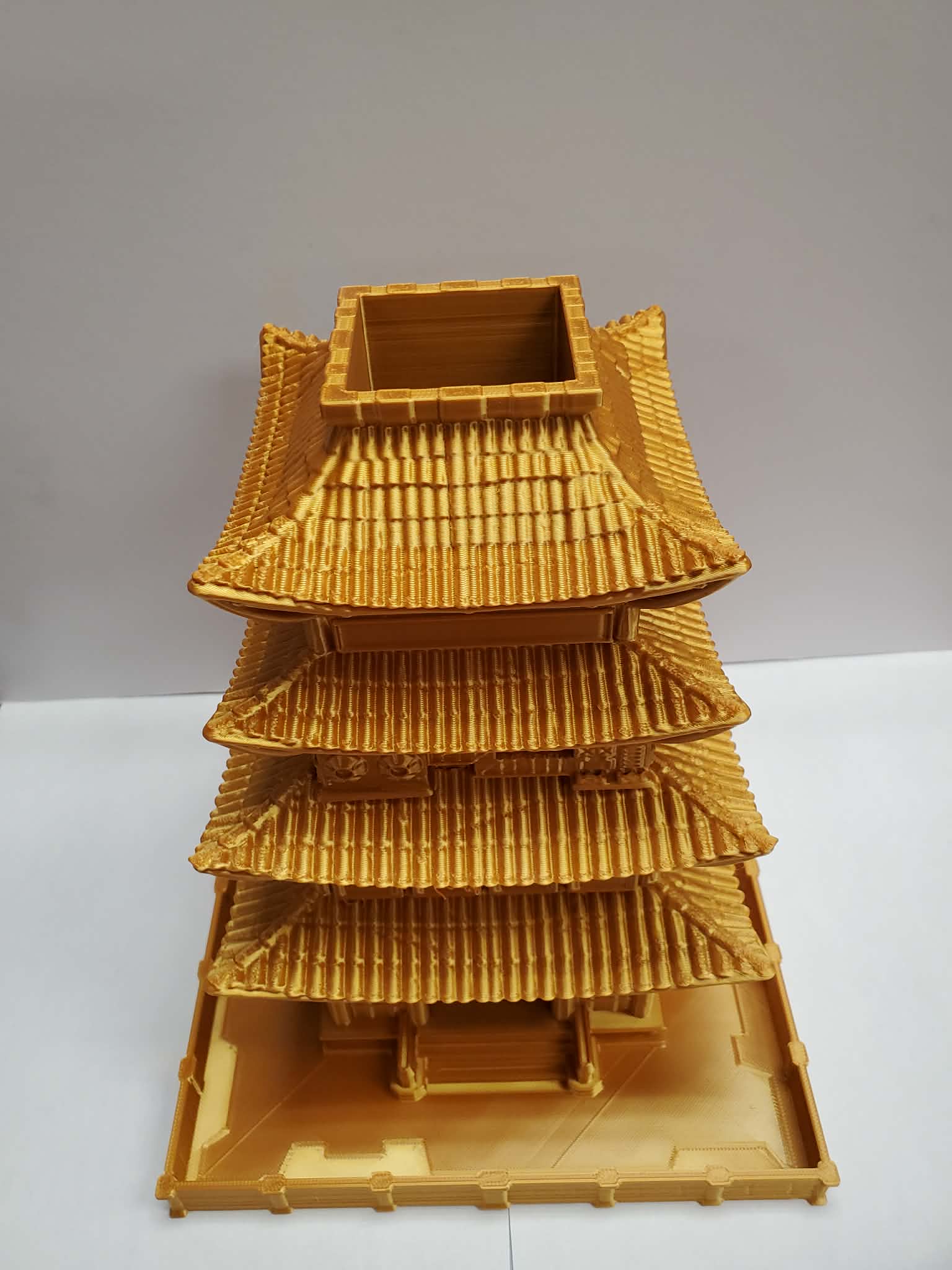 Golden China Tower - Image 2