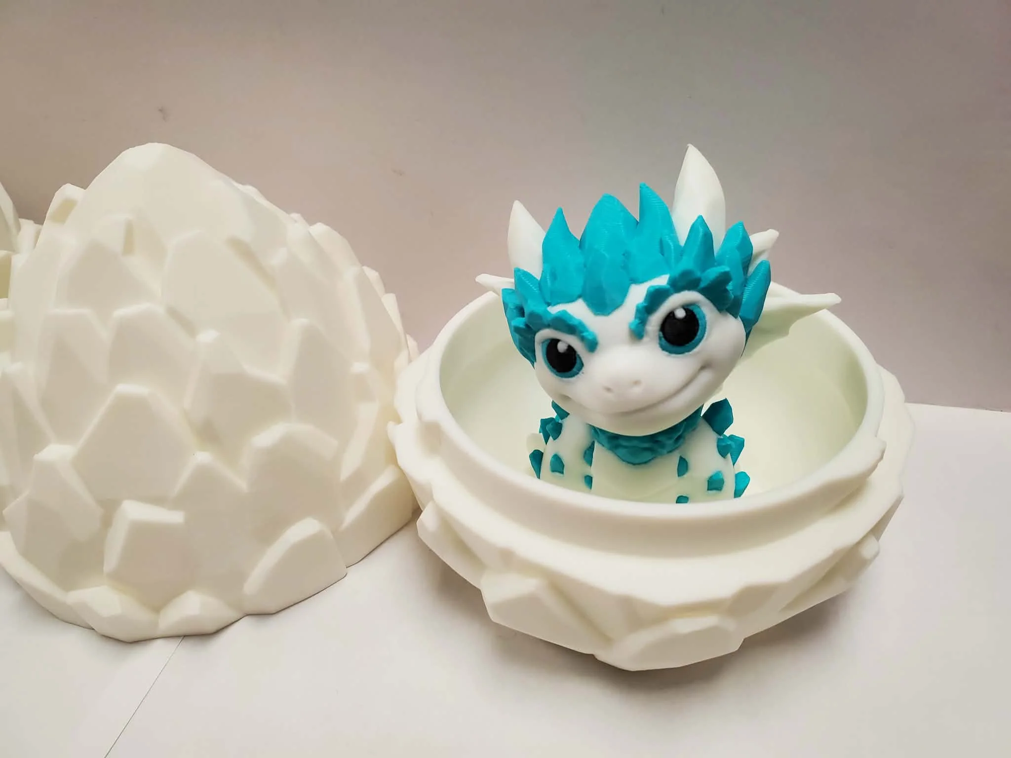 Ice Dragon with egg - Image 2